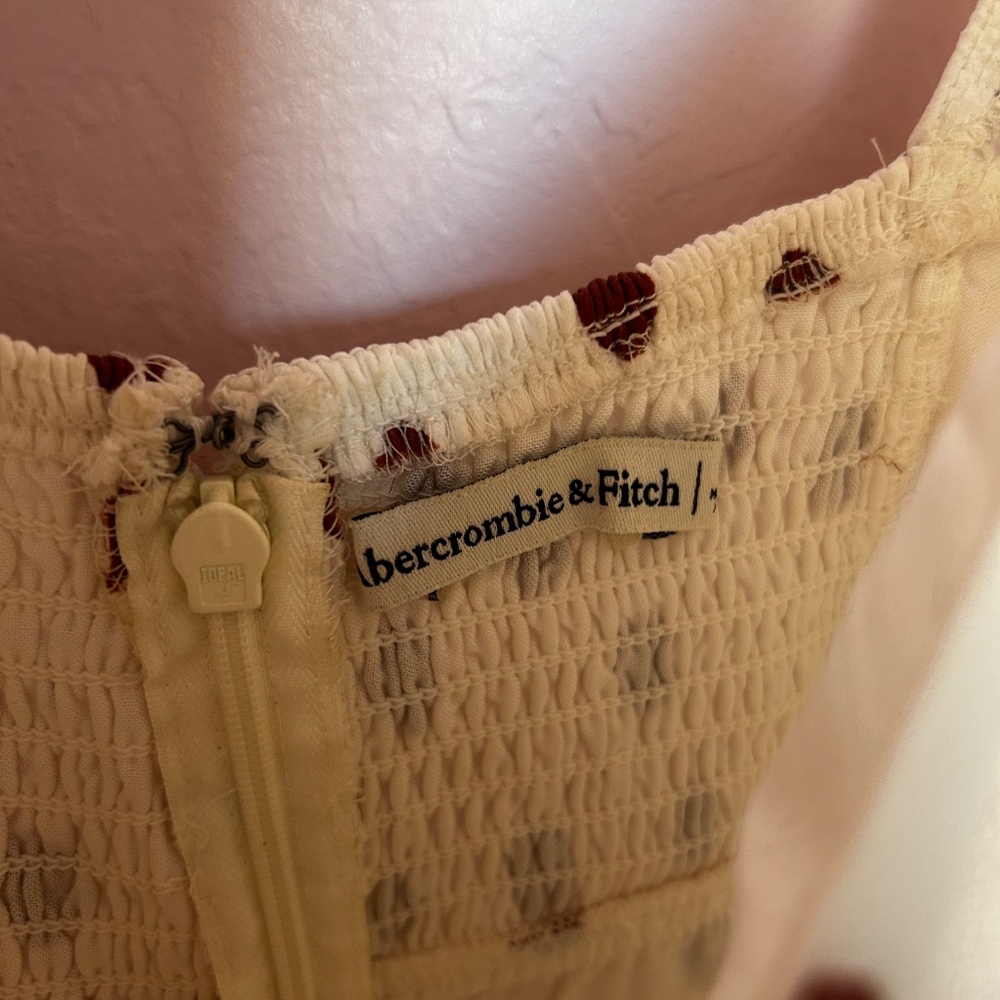 Abercrombie flutter sleeve mini dress - Picture 2 of 3